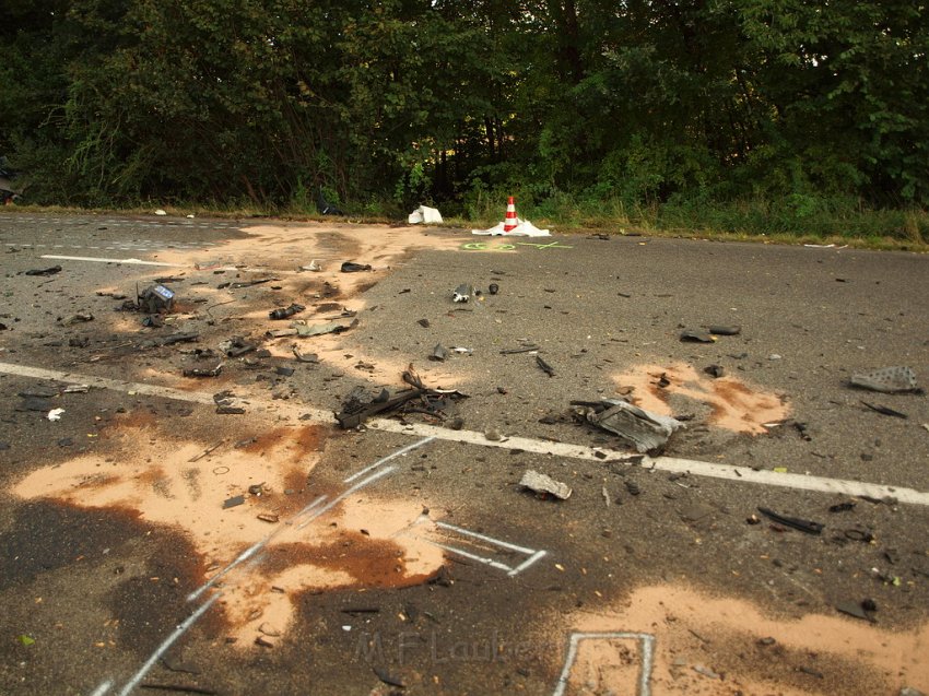 Schwerer VU Koeln Immendorf Kerkraderstr P315.JPG